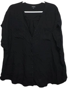 Torrid 4 , 4X black v neck button down pockets short sleeve top - Imagen 1 de 5