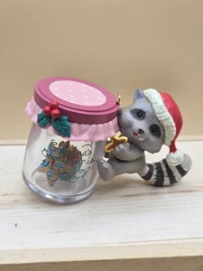 Vintage 1992 Lustre Fame Racoon Grandmas Cookie Jar Christmas Ornament - Picture 1 of 7
