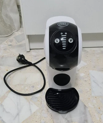 DeLonghi NESCAFE DOLCE GUSTO GENIO S WHITE (EDG226.W) - MACCHINA CAFFE` ESPRESSO - Immagine 1 di 4