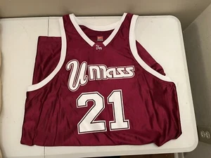 Camiseta deportiva Nike UMass Minutemen Marcus Camby talla 54 granate blanca Massachusetts - Imagen 1 de 13