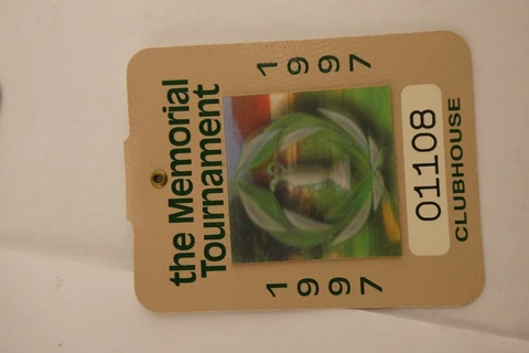 1997 Memorial Day Tournament Clubhouse Ticket Badge Pin Vijay Singh Winner Cover