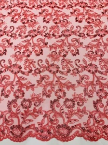 Design francese cordato corallo - ricamo con paillettes su tessuto di pizzo a maglia - ballo di fine anno - Foto 1 di 5