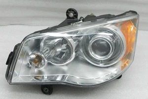 Chrysler Grand Voyager Original Frontscheinwerfer Xenon Links - Bild 1 von 11