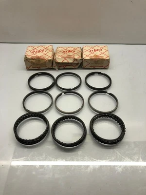 12Cyl Original Mitsubishi Piston Ring MD108069 OS 0.25 85.00 mm Space Wagon 1986 - Image 1 of 4