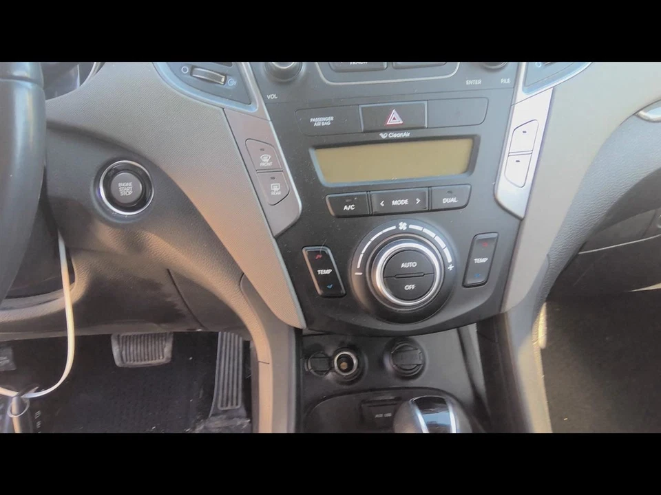  2013 2014 2015 2016 HYUNDAI SANTA FE Temperature Control SWB Sport  - Image 1 of 4