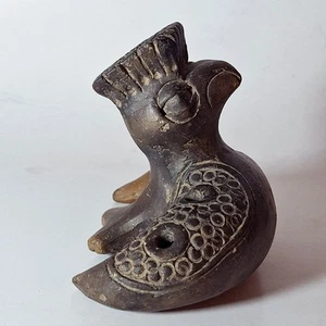 PRE-COLUMBIAN - MESOAMERICA ANTIQUE BIRD OCARINA FLUTE - WITH GOLD INCLUSIONS - Picture 1 of 23