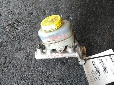 Brake Master Cylinder Fits 00-01 INFINITI I30 76273 - Image 1 of 4