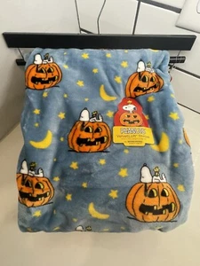 Manta PEANUTS Snoopy & Woodstock HALLOWEEN VelvetSoft LANZAMIENTO 50x70 de BERKSHIRE - Imagen 1 de 4