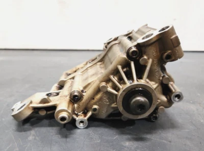 ✅ 15-20 OEM BMW F80 F82 F83 M3 M4 S55 Engine Oil Lubrication Pump - Image 1 of 4