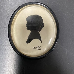 Vintage Signed Oval SILHOUETTE PORTRAIT MINIATURE OF A Girl - Picture 1 of 2