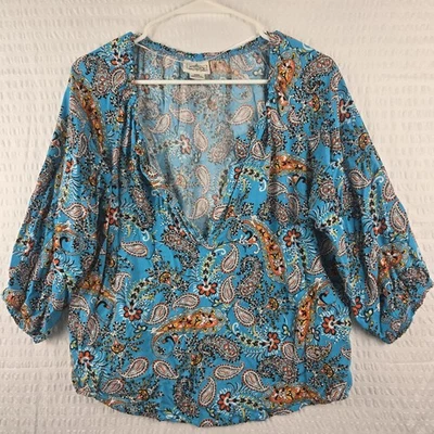 Женский пуловер Ariat синий с цветочным узором пейсли рукав с воздушным шаром 3/4 с v-образным вырезом размер M - Изображение 1 из 4