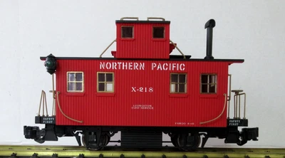 G SCALE ARISTO CRAFT 42218 NORTHERN PACIFIC CABOOSE w/ METAL WHEELS - Image 1 of 4