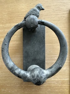 Vintage Black Metal Door Knocker Wren? / Bird Decor/Heavy Screws Not Inc G8 - Picture 1 of 7