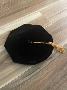 PhD Graduation XL Doctor's Tudor Bonnet Cap Doctoral Black Velvet Gold NEW - Picture 1 of 2