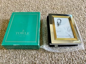 NEW/NOS Vintage Towle Silversmiths T835101 4x6 Mini Album Frame - Silver & Gold - Picture 1 of 5