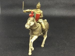 Crescent Mounted Knight (limettengrün 319) Waffe beschädigt - Bild 1 von 7