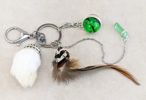 Lucky Rabbits Foot and 4 Leaf Clover Keychain and Talisman Oddity Curiosity - Picture 1 of 5
