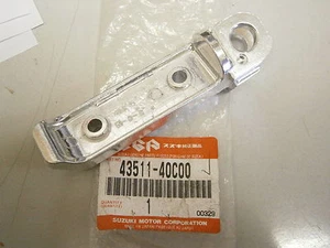 Suzuki GSF1200 GSF 1200 2001-2005 01-05 Front Right Hand Foot Rest Peg - Picture 1 of 5