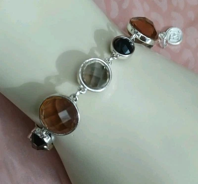 Pulsera Dana Buchman Moda Perfecta Para Otoño Foto 1 de 4