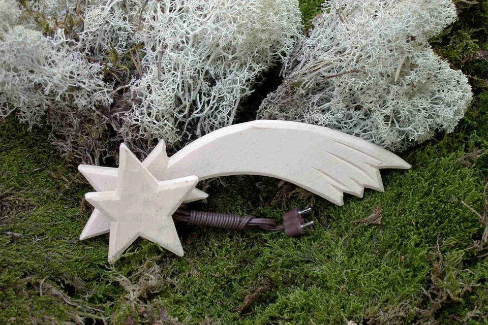 Krippenzubehör - Komet aus Holz natur- weißes elektrisches Licht 12 cm