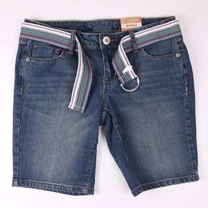 ARIZONA JEAN COMPANY WOMENS JUNIORS DEMIN BERMUDA STRETCH SHORTS W/ BELT 17 NWT - Picture 1 of 2