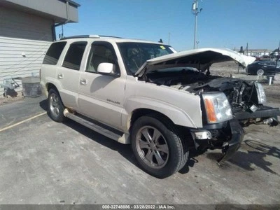 Sistema de entretenimiento con pantalla Info-GPS-TV Opt U42 compatible 03-07 SIERRA DENALI 1631737 Foto 1 de 4