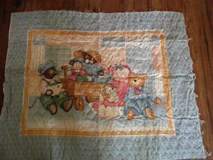 Panel de tela acolchado vintage BABY TOYS para cuna/colgar en la pared - años 80 - Imagen 1 de 3