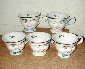 LOTTO DI 5 TAZZE DA CAFFÈ BAILEY'S HIS AND HERS YUM WINKING CREMA IRLANDESE 1996 - Foto 1 di 10