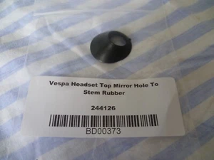 244126 MIRROR GASKET RUBBER VESPA PX125 / 150 / 200 - FREE UK POSTAGE - LOOK! - Picture 1 of 2