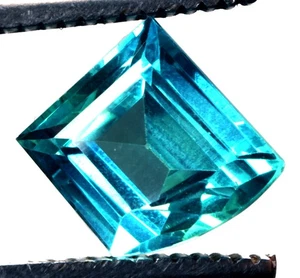 7,80 Cts. Piedra preciosa natural bicolor de zafiro Montana forma elegante certificada - Imagen 1 de 2