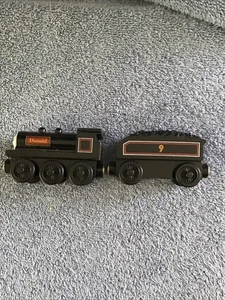 Thomas The Tank Engine DONALD ENGINE & Tender 2002 - Picture 1 of 15