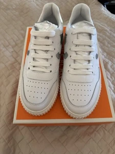 New in Box VOILE BLANCHE LIPARI SNEAKER In Metallic Ice/ Sliver Sz 37 - Picture 1 of 5