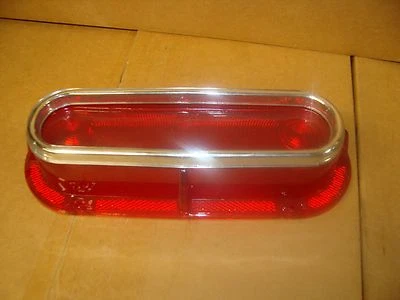 A pair of 1961 Pontiac Catalina tail light lenses  571  D-1 - Image 1 of 2