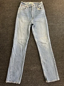 Abercrombie & and Fitch Women’s Jeans The 90’s Straight Ultra High Rise 26 2 L - Picture 1 of 11
