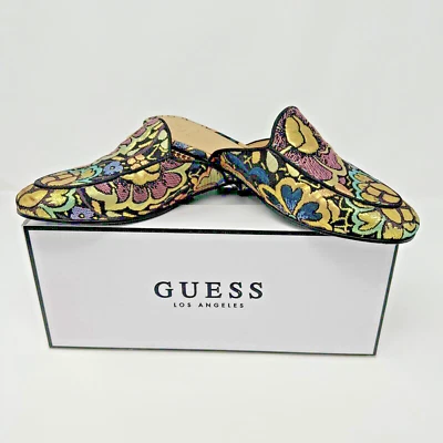 Sandalias planas sin cordones Guess para mujer 8,5 florales punta cerrada tacón abierto doradas Foto 1 de 4