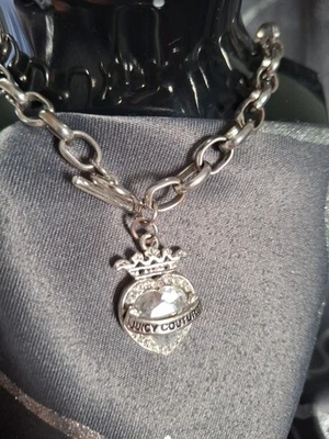 De Colección Y2K Juicy Couture Grueso Collar Cadena Corona Corazón Colgante Palanca Plata T. Foto 1 de 4
