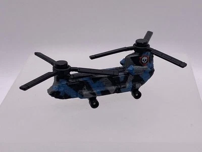 Micro Machines Military CH-47 Chinook Helicopter Galoob LGTI 1996 - Image 1 of 2