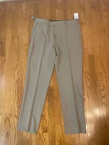 NWT Van Heusen Flex Pants Mens 34x32 Khaki Straight Fit Wrinkle Free Stretch - Picture 1 of 7
