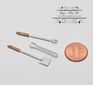 1:12 Dollhouse Miniature BBQ Set/ Miniature Cookware IM 0383 - Picture 1 of 2
