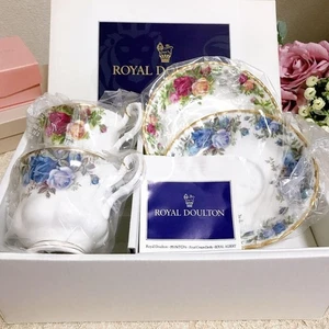 Juego de pares de platillos taza Royal Albert Moonlight Rose Old Country Roses #1 - Imagen 1 de 20