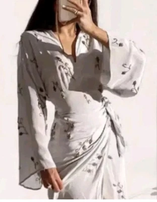 Ted Baker Satin Embroidered Shirt Blouse Size 1 8-10 Tunic Silver Beaded - Image 1 of 4