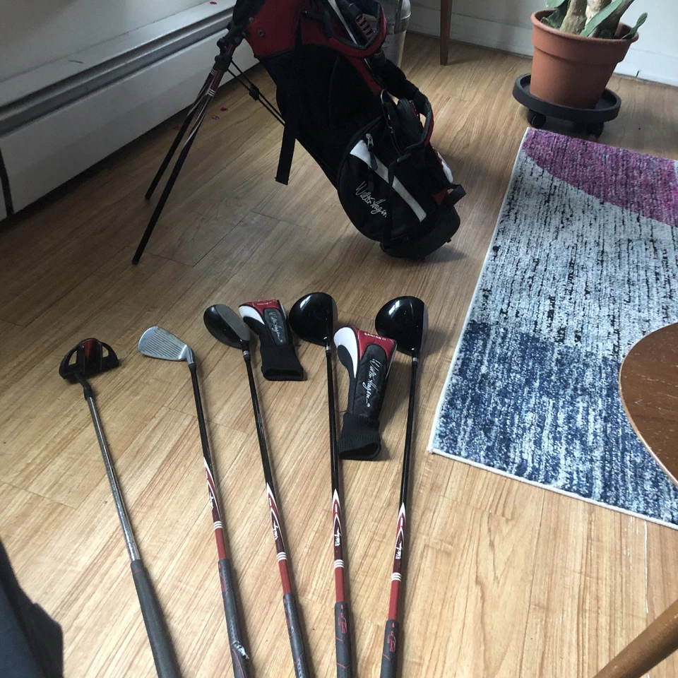 Walter Hagen Series II 2 Jr Junior Kids 5 Club Set Carry Stand Golf Bag LH - Image 1 of 4