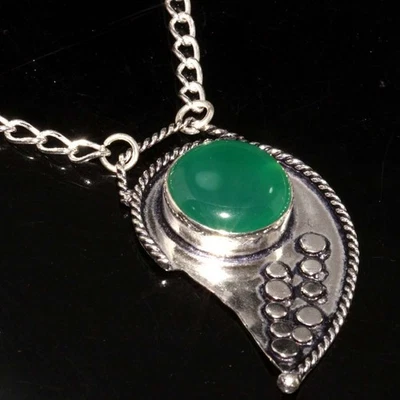 令人惊叹的绿色玛瑙 925 镀银项链 17 英寸情人节礼物珠宝首饰 GW — 第 1/3 张图片