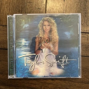 Taylor Swift Self-titled 2007 CD and DVD Deluxe Limited Edition with Lenticular - Imagen 1 de 8