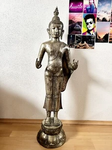 Wunderschöner stehender Buddha mit Kanara Mudra. Bronze 94cm leicht versilbert - Bild 1 von 20