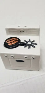Estufa con sartén y salero de tocino - Imagen 1 de 8
