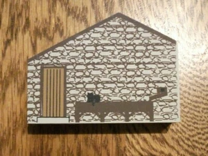 Cat's Meow Village Retired Accessory Spring House RARE - Picture 1 of 2
