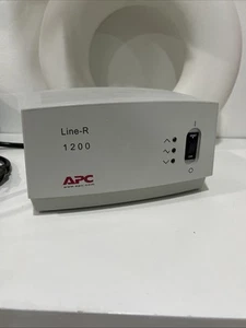 APC Automatic Voltage Regulator | LE1200 | Line-R 1200V Tested Works - Zdjęcie 1 z 9