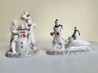 Lenox Mistletoe Park WINTER FAMILY FUN - 2 PIECE SET  2012 - Image 1 of 4