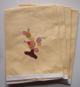 SET OF 4 applique & embroidered cotton flower GUEST TOWELS  EACH 20" X 15" - Picture 1 of 4